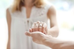 Leia mais sobre o artigo A (in)visibilidade da violência patrimonial e o desafio das escusas penais